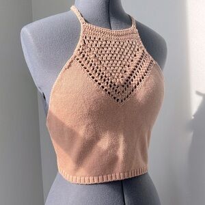 Kendall and Kylie Peach Halter top 🍑☀️